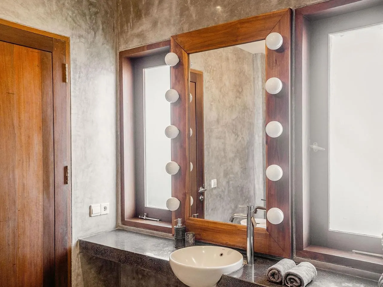 **** Prázdninový areál Ab Villa & Apartments Seminyak Indonésie
